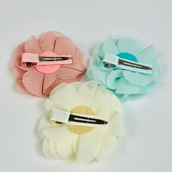 Pearl Cluster Flower Clips Set of 3 - Picture 9 of 10